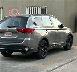 ميتسوبيشي اوتلاندر